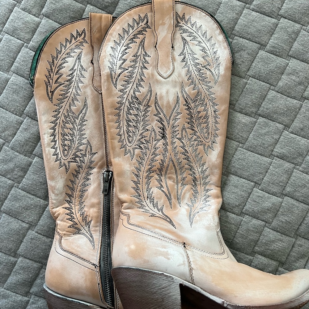 Corral Ladie's Rose Embroidery Tall TOP, Snip Toe, Leather Sole